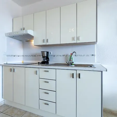 アパート Great Location K *